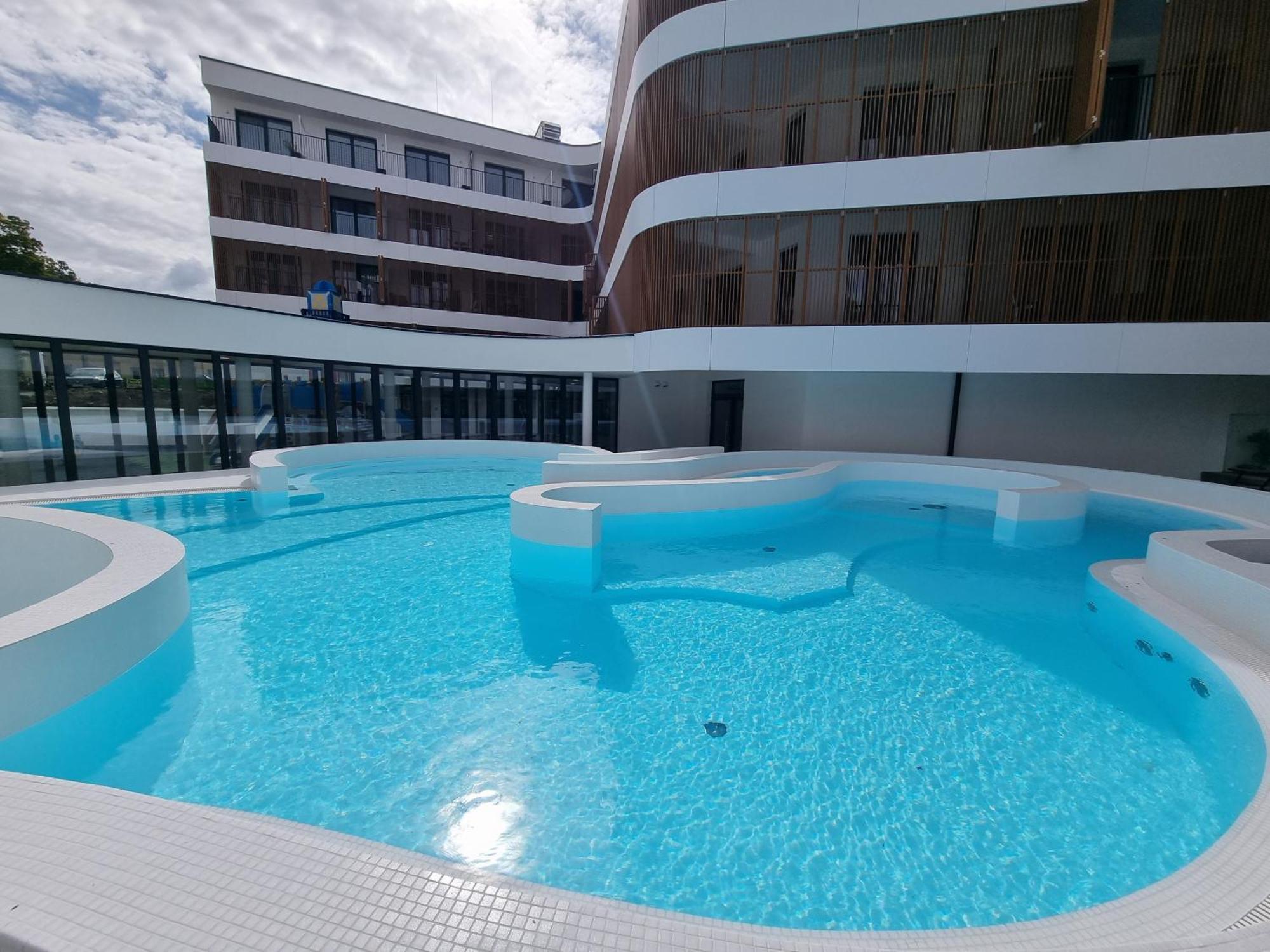 Baltic Waves Resort Baseny Bawialnia Silownia Garaz W Cenie Мендзыздрое Экстерьер фото